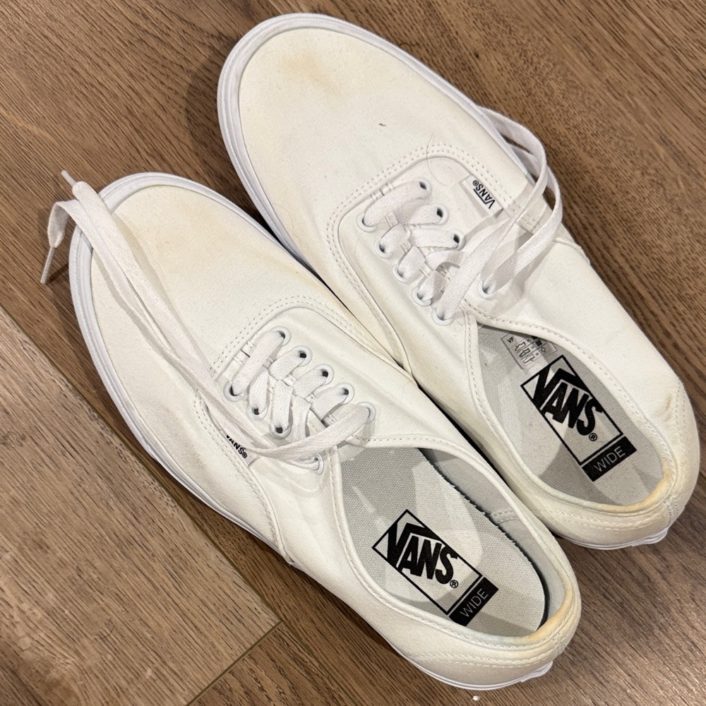 Vans Men's Classic White Sneakers